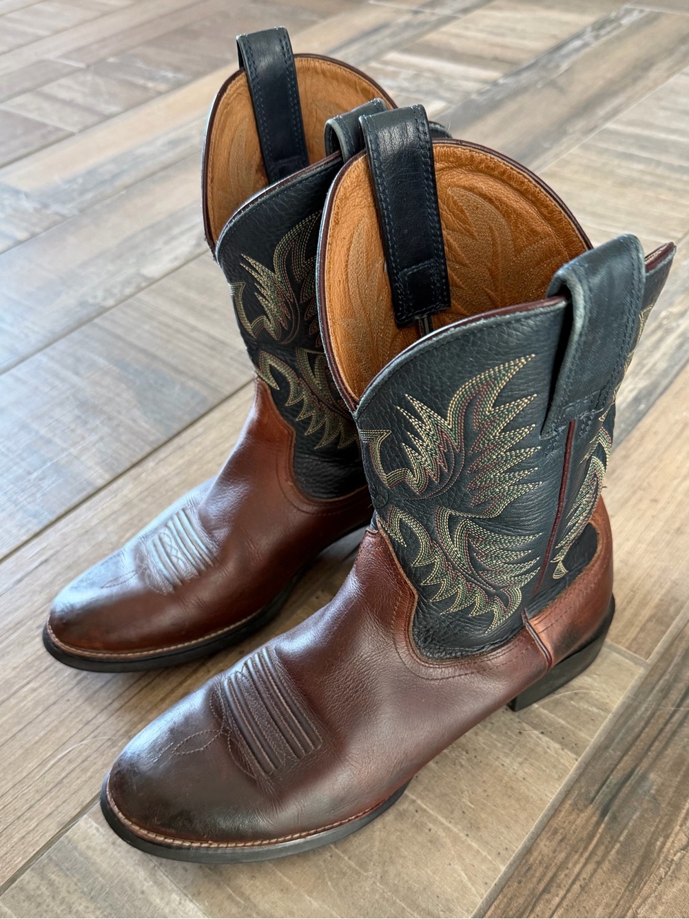 Ariat Men’s western leather boots size 11